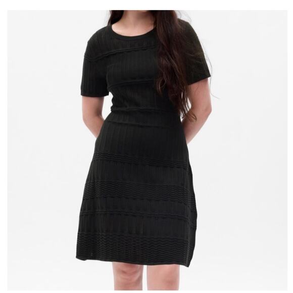 Gap Womens Short Sleeve Sweater Dress Size Small Cotton Black Fall Preppy NEW - Picture 1 of 13
